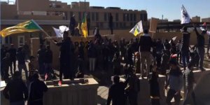 Irak'ta ABD Büyükelçiliği İşgal Edildi