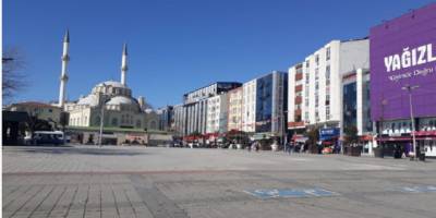 Esenler Hıfzıssıhha Kurulu, ilçesinin İşlek cadde ve meydanı yaya trafiğine kapatıldı