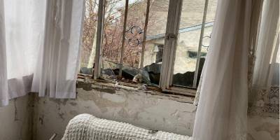 Ağrı'nın Taşlıçay ilçesinde bir evin çatısına yıldırım düştü