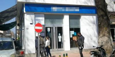 Bursa'da Müdürün testi pozitif çıktı, banka kapandı