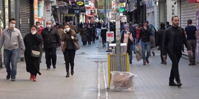 Samsun'da haftanın son mesai gününde tedirgin eden kalabalık