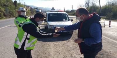 Devrek Kaymakamı Altay polislerin haftasını kutladı
