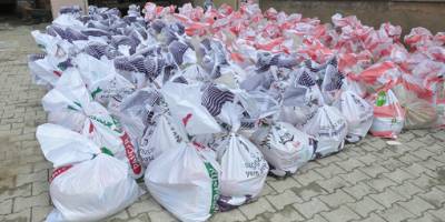 Hakkari’nin Yüksekova Esendere belediyesinden 500 aileye gıda yardımı