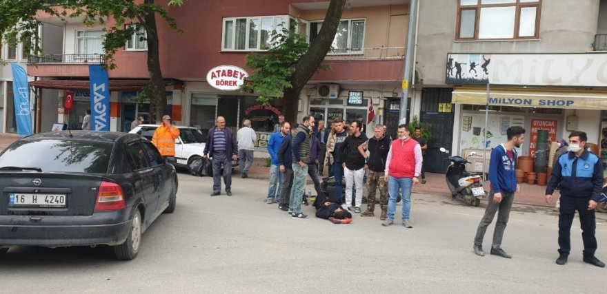Otomobilin çarptığı motosikletli kadın yaralandı
