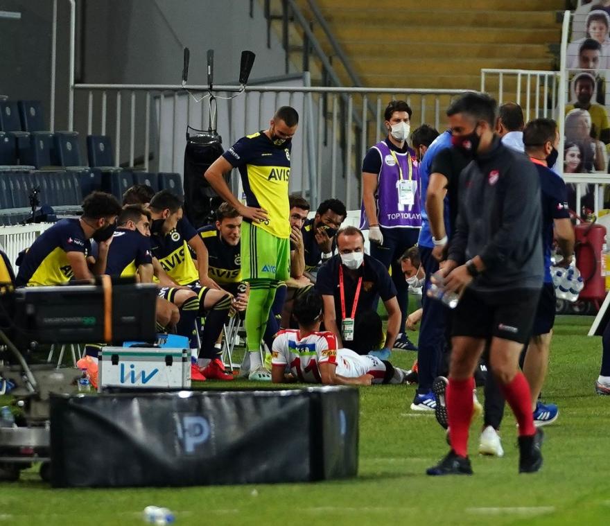 Süper Lig: Fenerbahçe: 2- Göztepe: 0 (İlk yarı)
