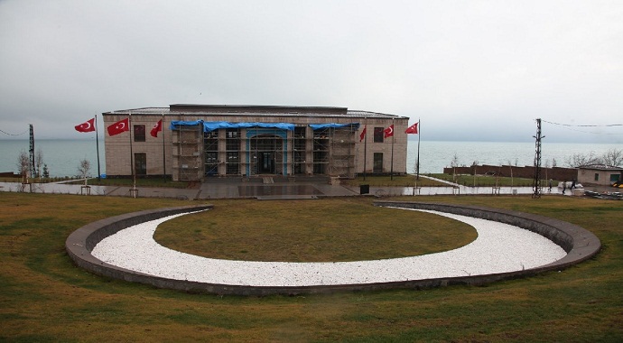 nuu-005.jpg